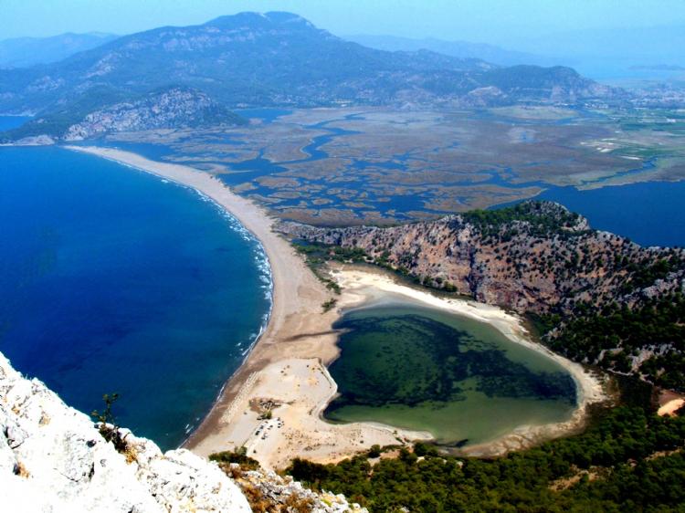 Wycieczka Bodrum Dalyan – Caunos, kąpiele błotne i Plaża Żółwi